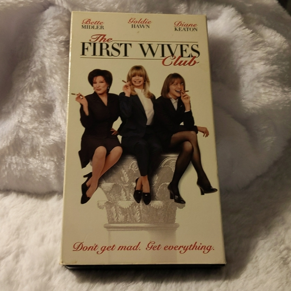 VHS First Wives Club Starring Goldie Hawn, Bette Middler and Diane Keaton